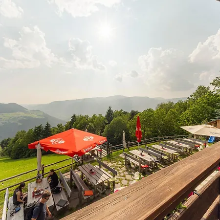 Hatzis Gasthof